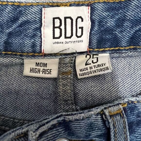BDG Urban Outfitters Mom High Rise Distressed Holey Denim Jeans size 25 - Picture 5 of 7